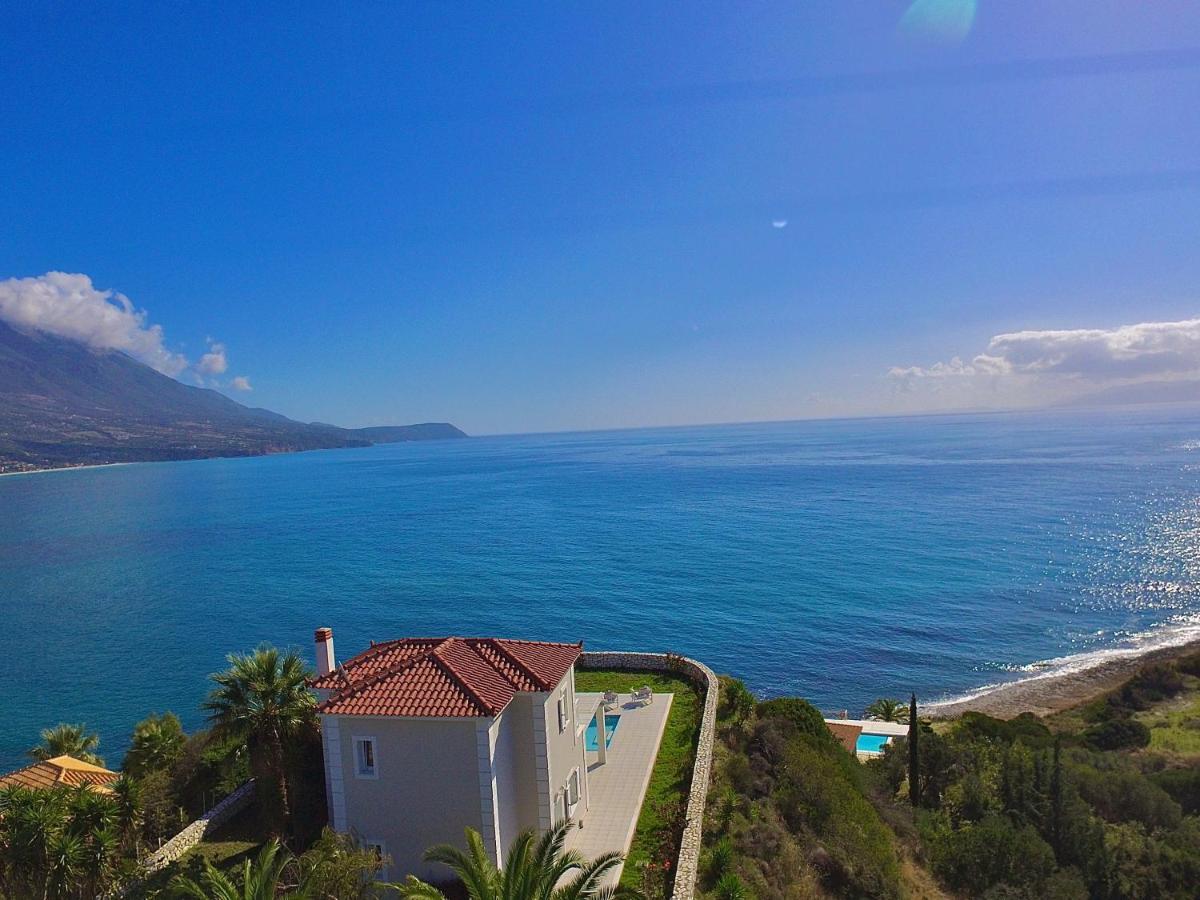 Seafront Villa Kefaloniaprivatevillas トラペザキ エクステリア 写真