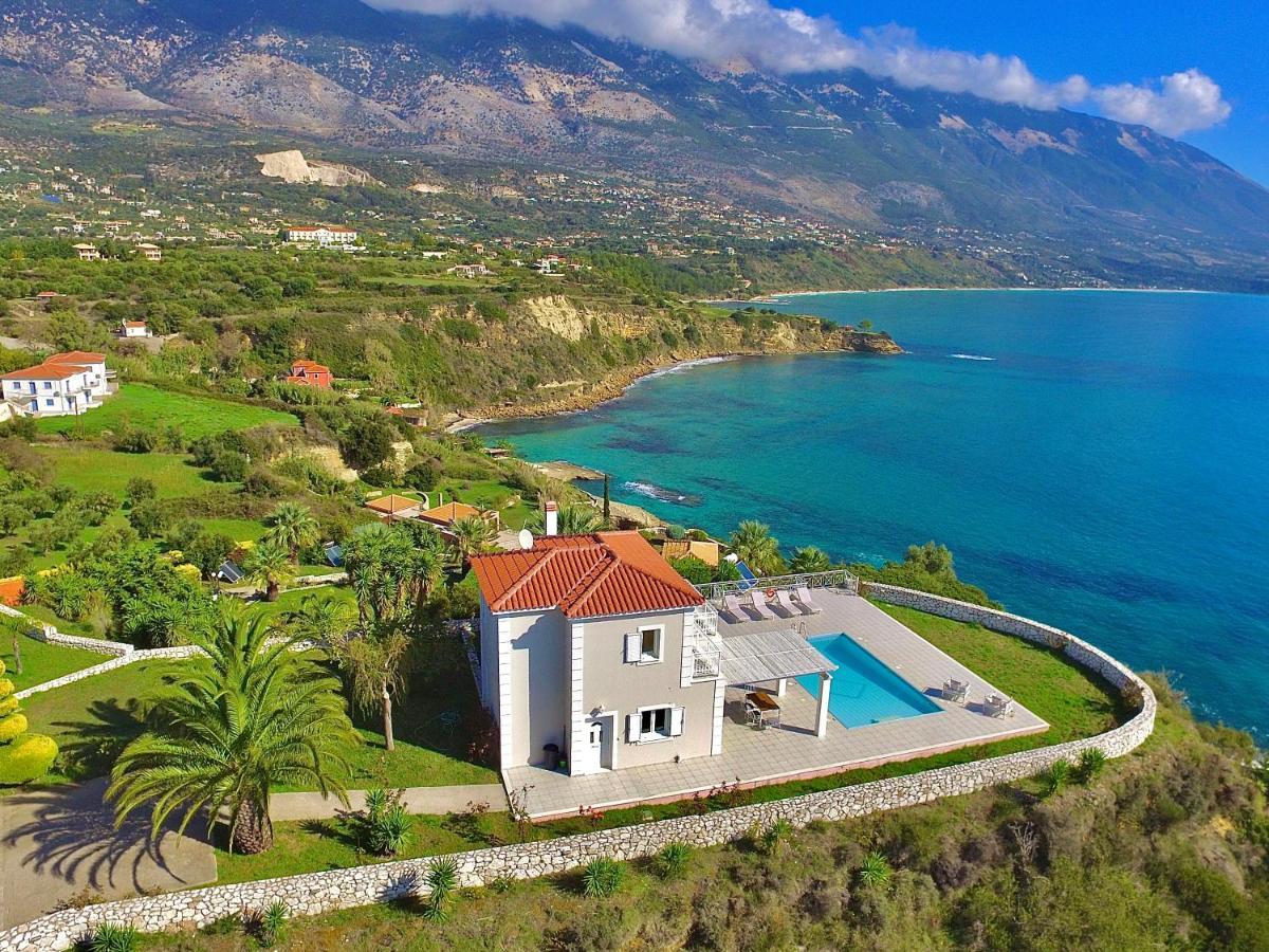 Seafront Villa Kefaloniaprivatevillas トラペザキ エクステリア 写真
